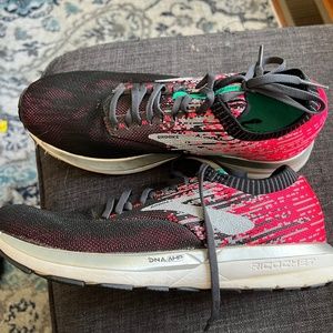 Brooks Ricochet